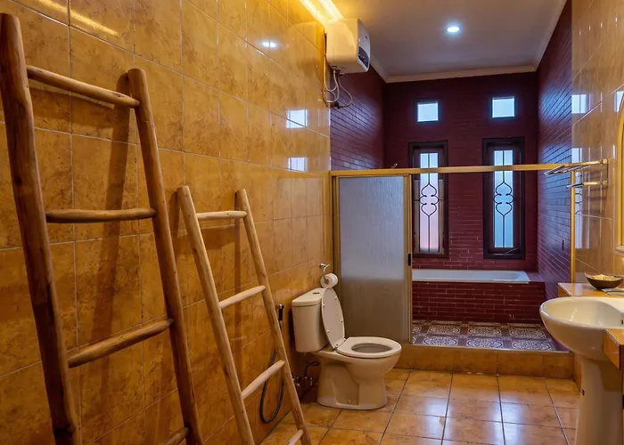 Gwk View Boutique And Serviced 3* جيمباران